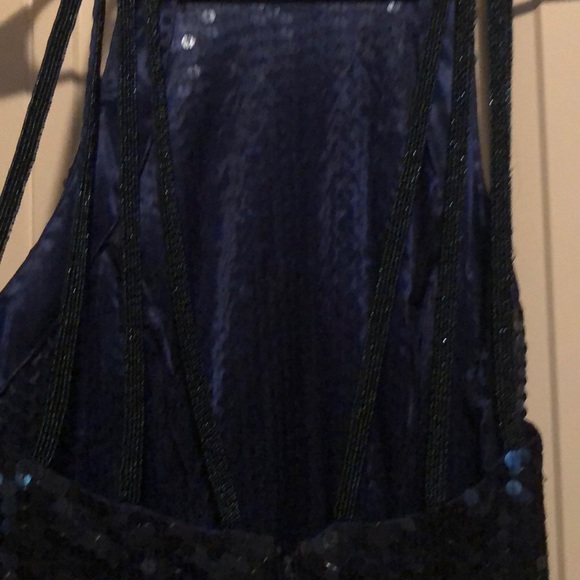 Stunning mock neck sequined gown. - Picture 2 of 2